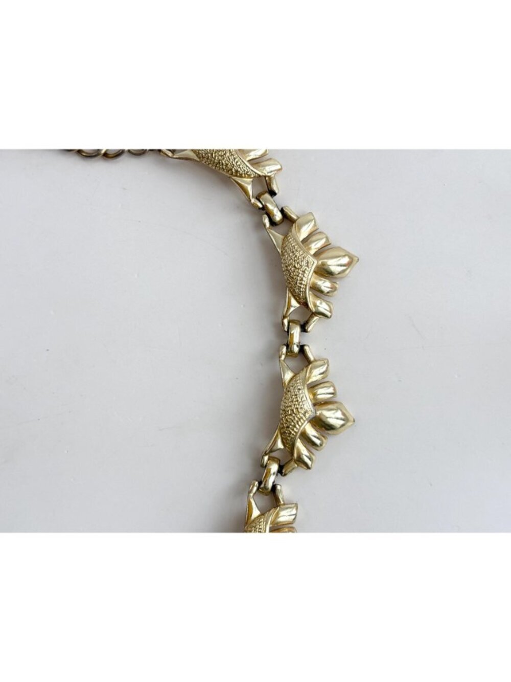 Coro Signed Gold Toned Designer Chainlink Abstract Vintage 80's Bracelet - 18" - Picture 9 of 16